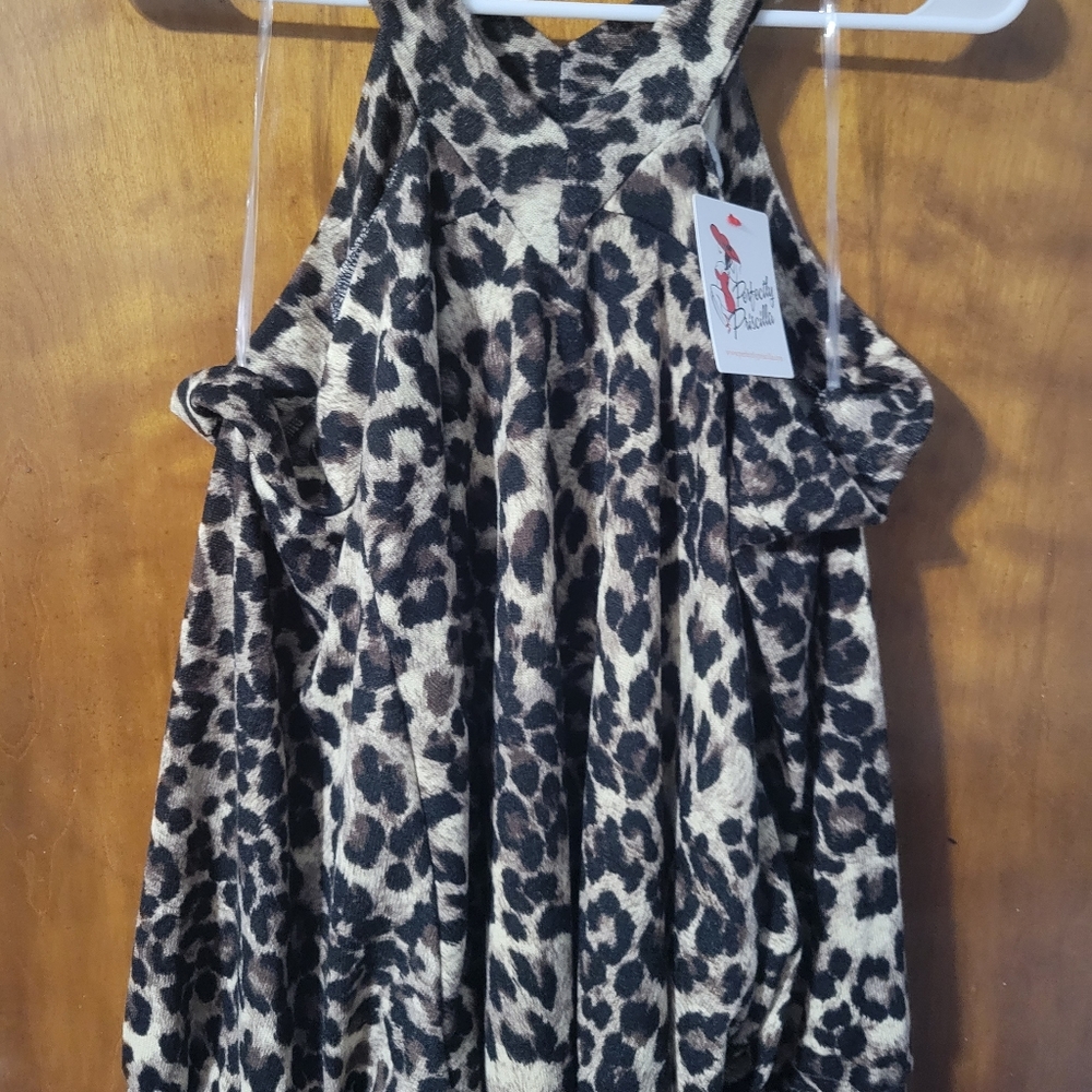 Long sleeve cold shoulder cheetah top new with tags